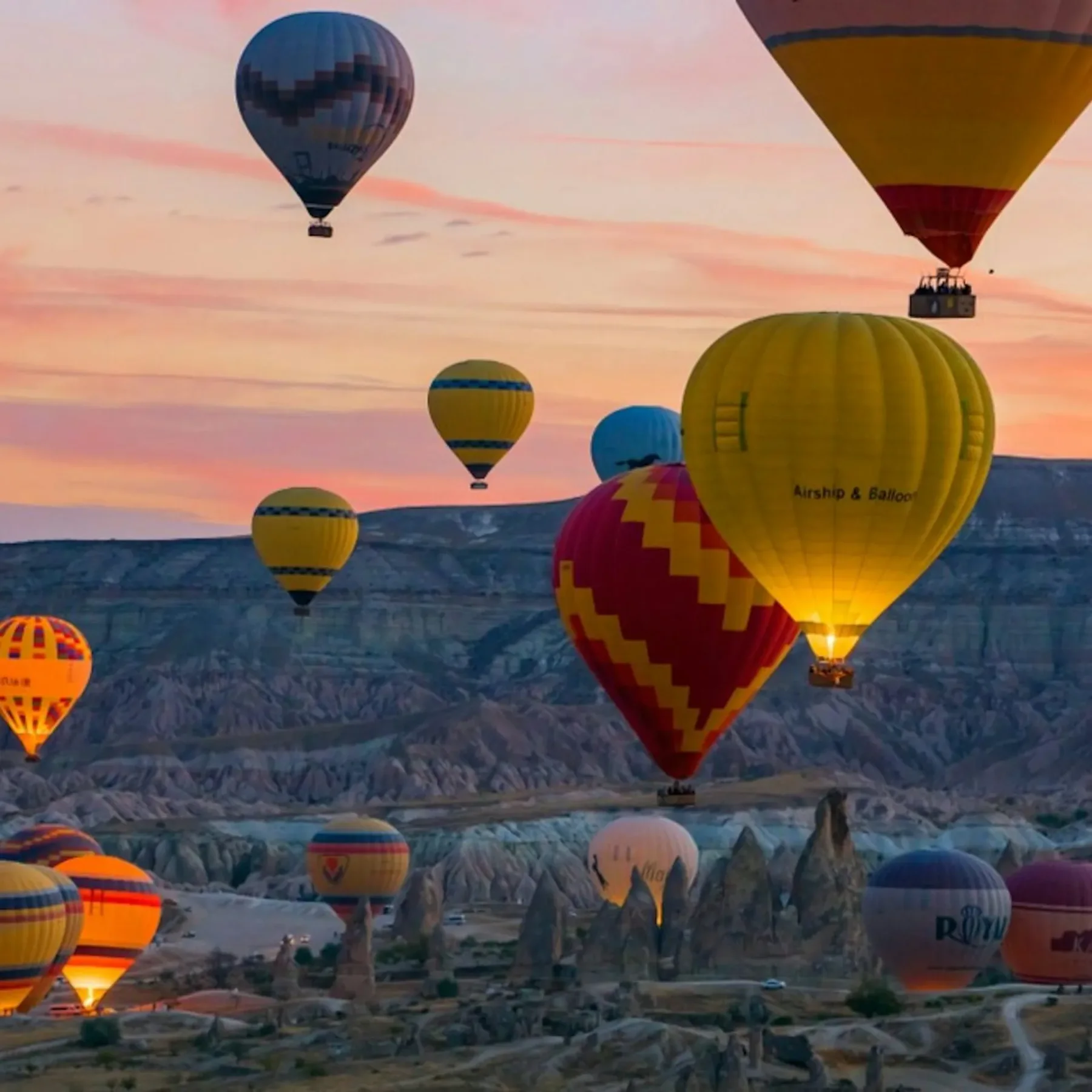 Travel experience during a Cappadocia hot air balloon ride